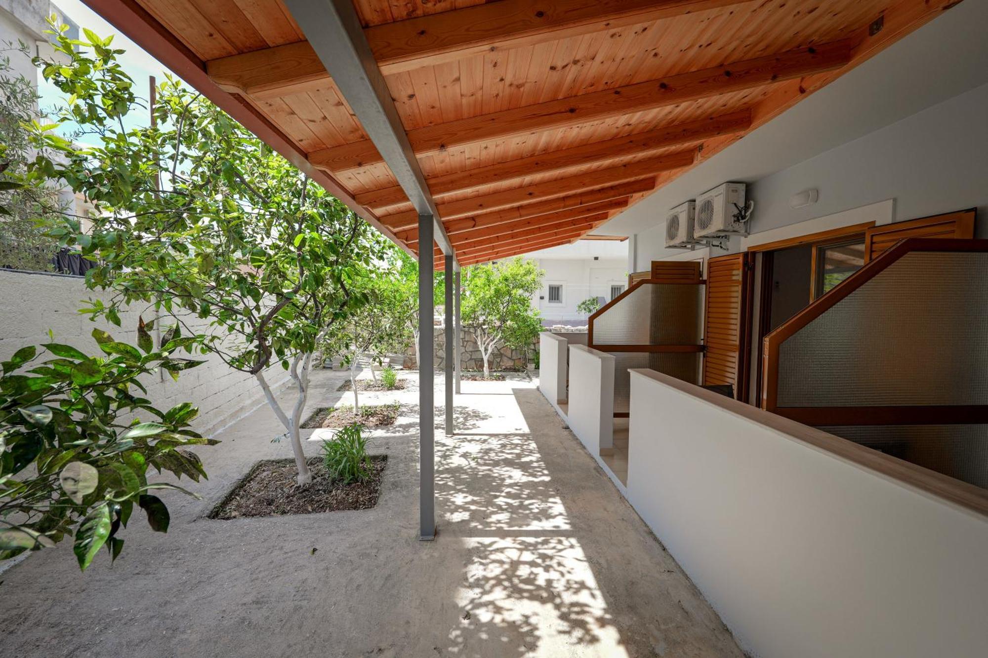 Guest House Moonlight Ksamil Esterno foto