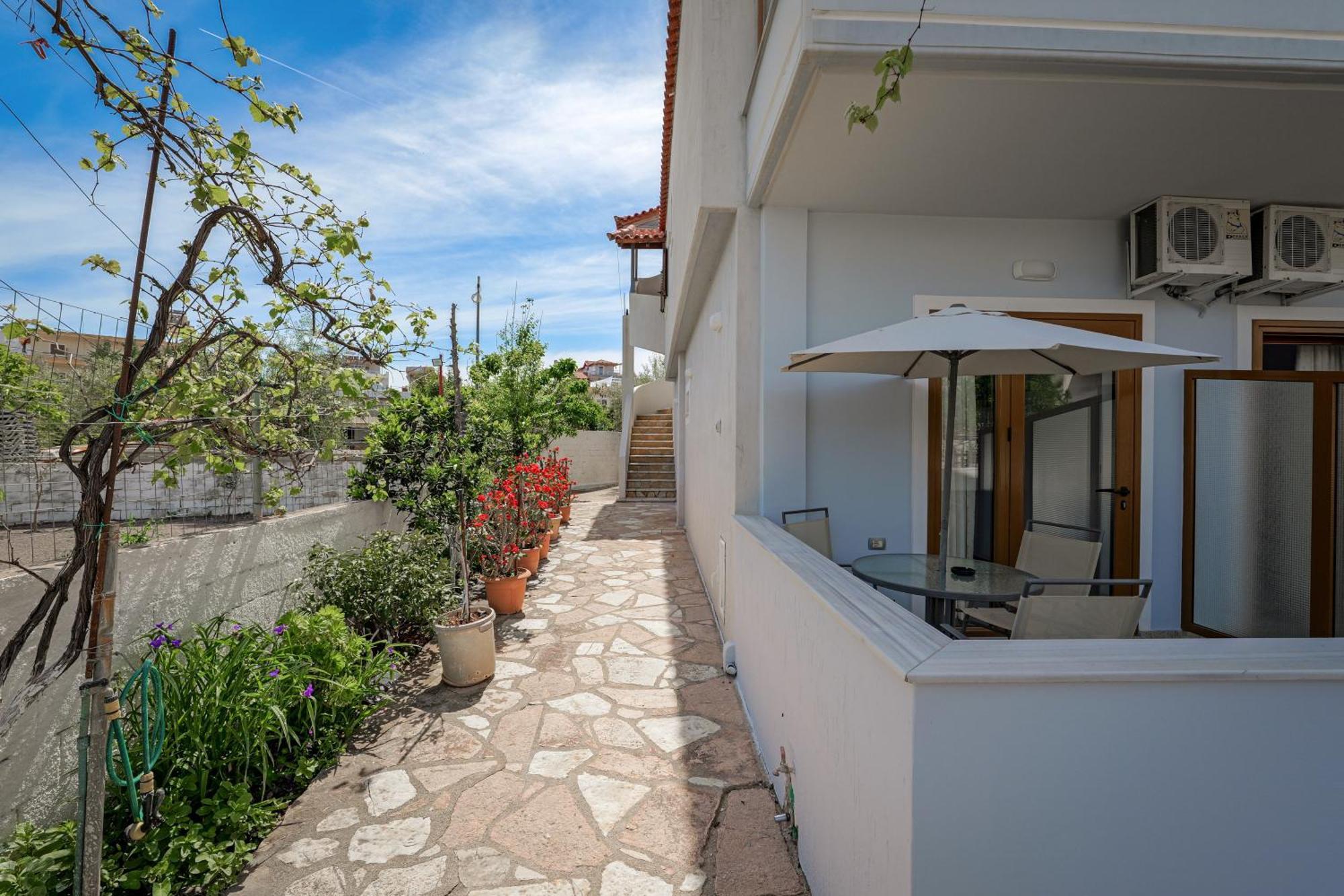 Guest House Moonlight Ksamil Esterno foto