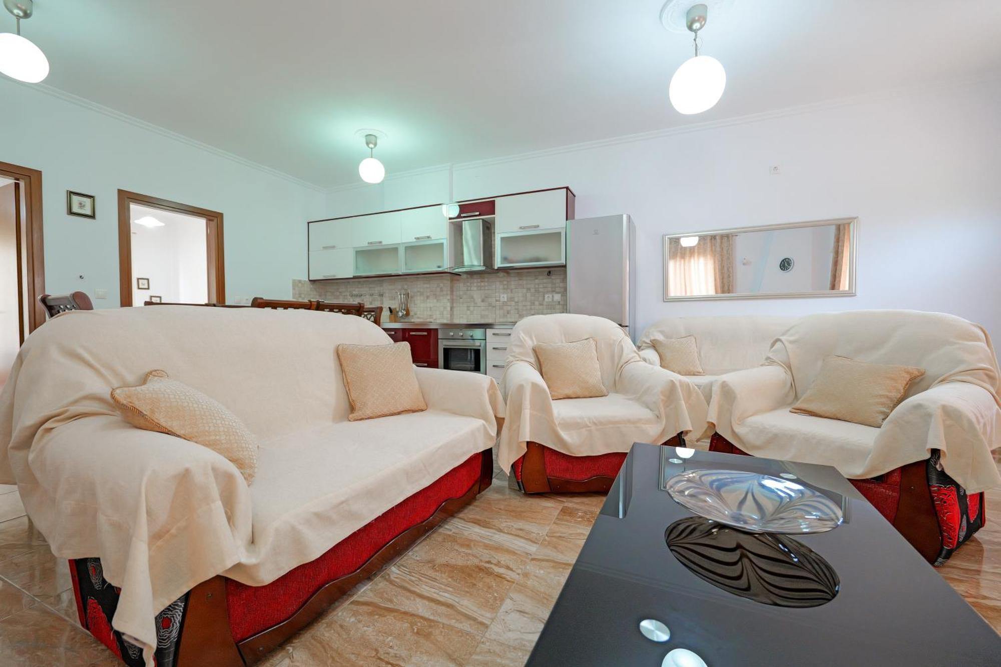 Guest House Moonlight Ksamil Esterno foto
